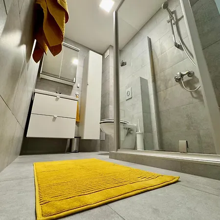 22 Apartment *